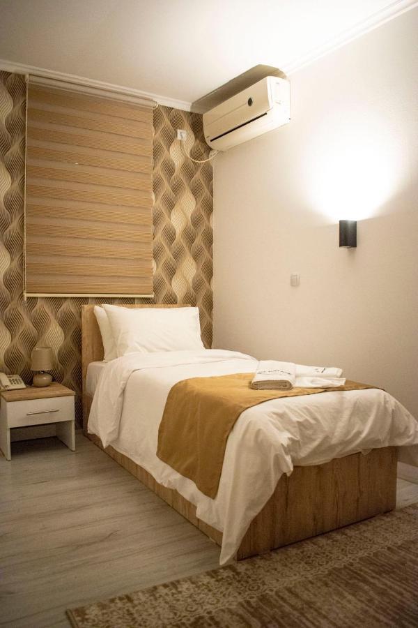 Hotel Old Alisa سكوبجي المظهر الخارجي الصورة
