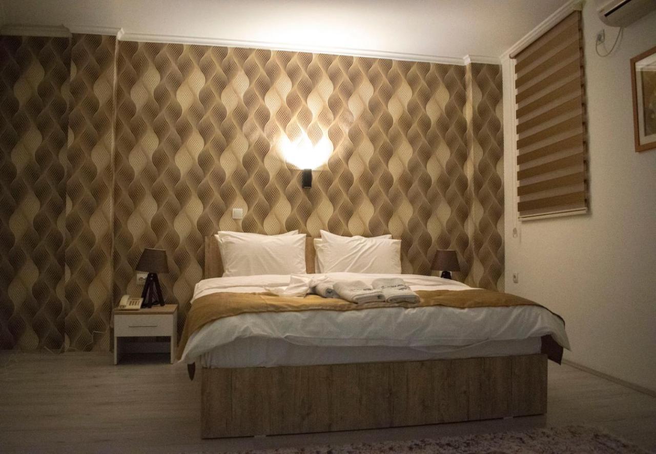 Hotel Old Alisa سكوبجي المظهر الخارجي الصورة