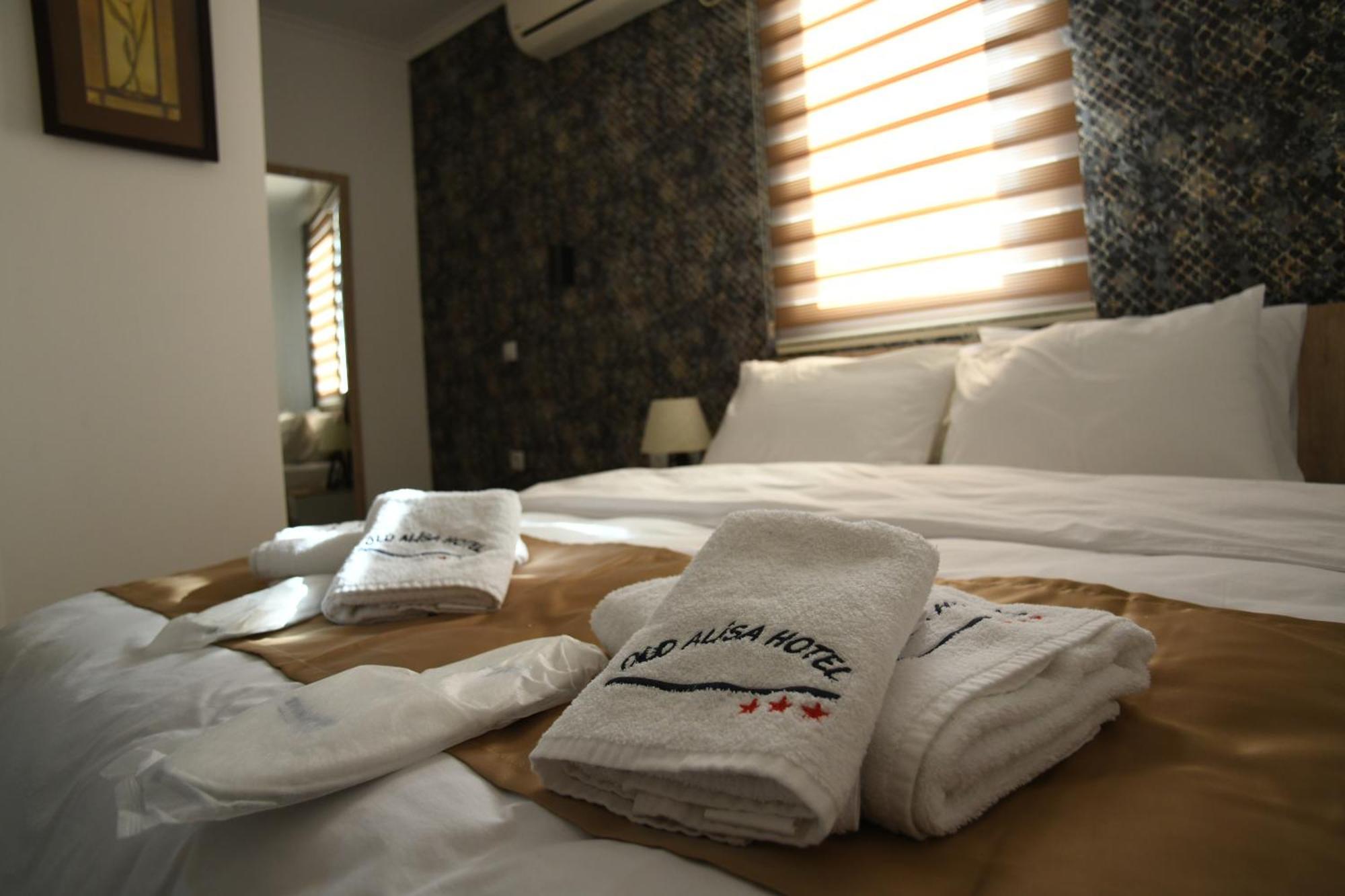Hotel Old Alisa سكوبجي المظهر الخارجي الصورة