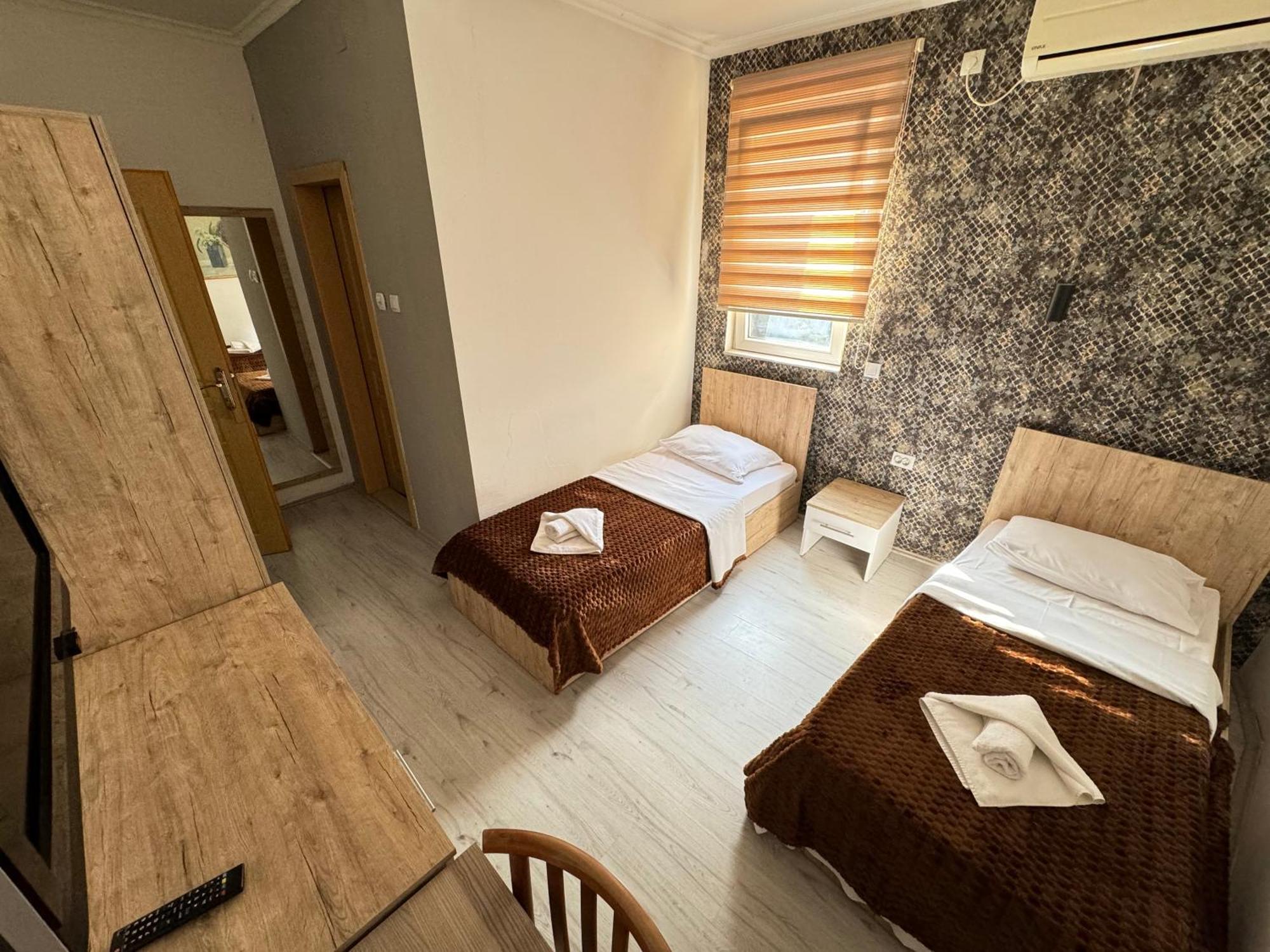 Hotel Old Alisa سكوبجي المظهر الخارجي الصورة