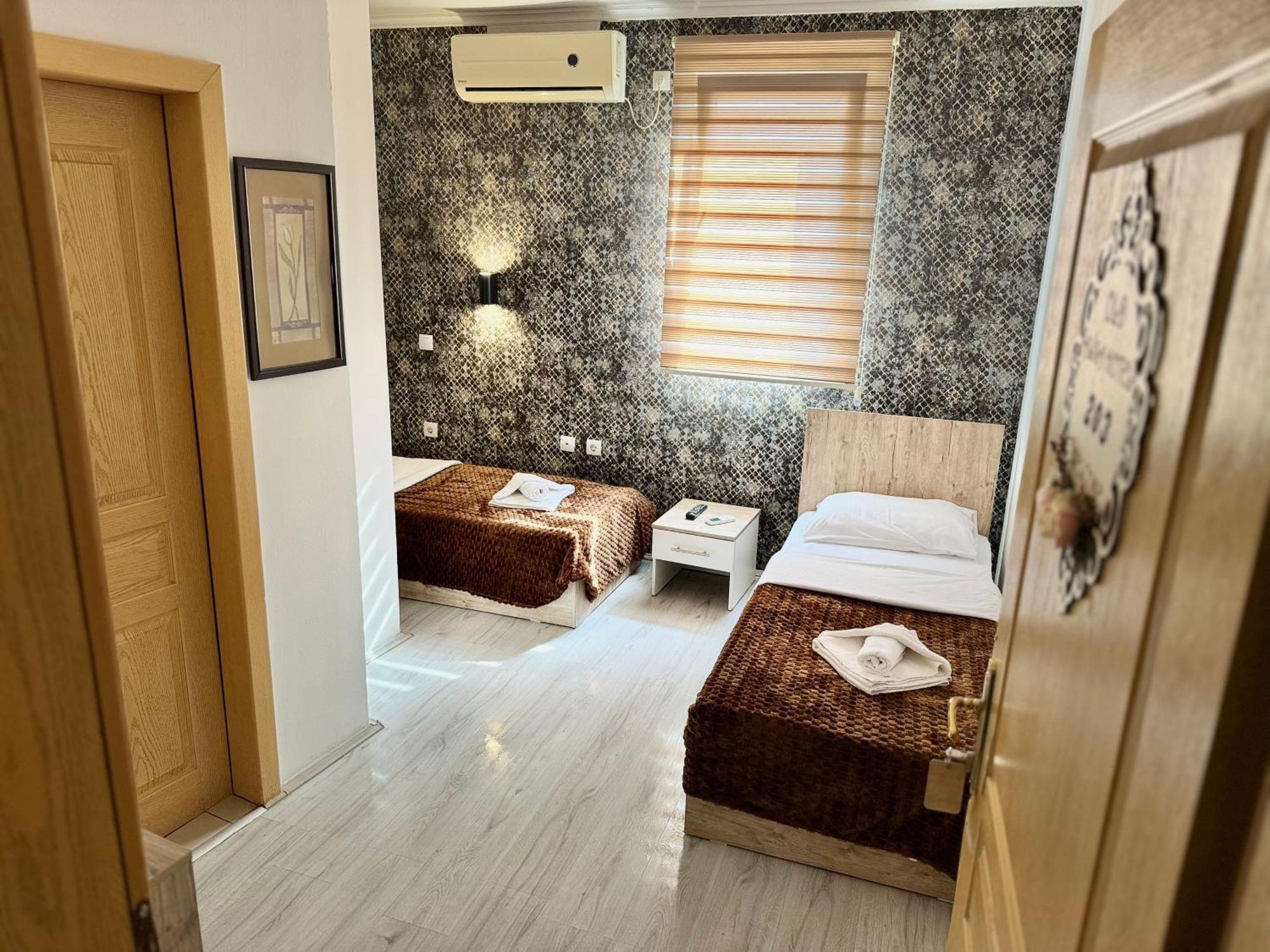 Hotel Old Alisa سكوبجي المظهر الخارجي الصورة